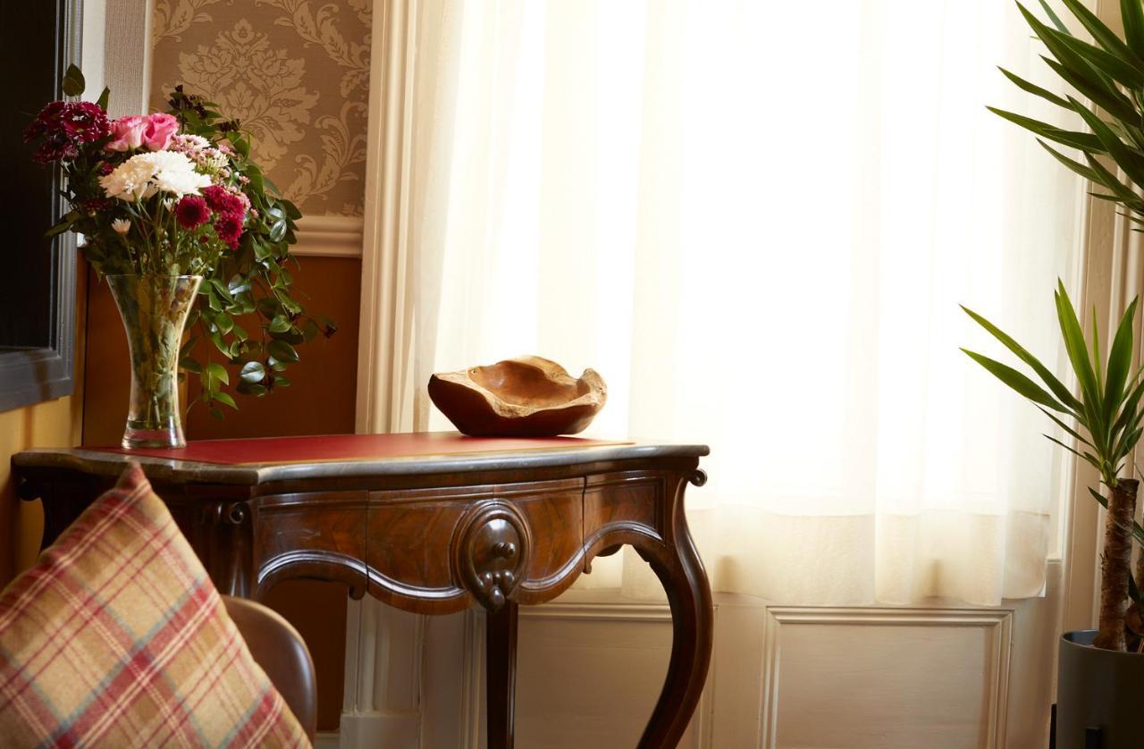 Ashburton House - B&B Скарбъро Екстериор снимка