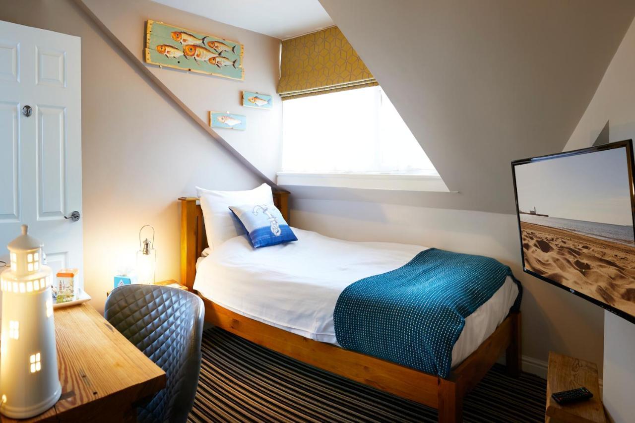 Ashburton House - B&B Скарбъро Екстериор снимка