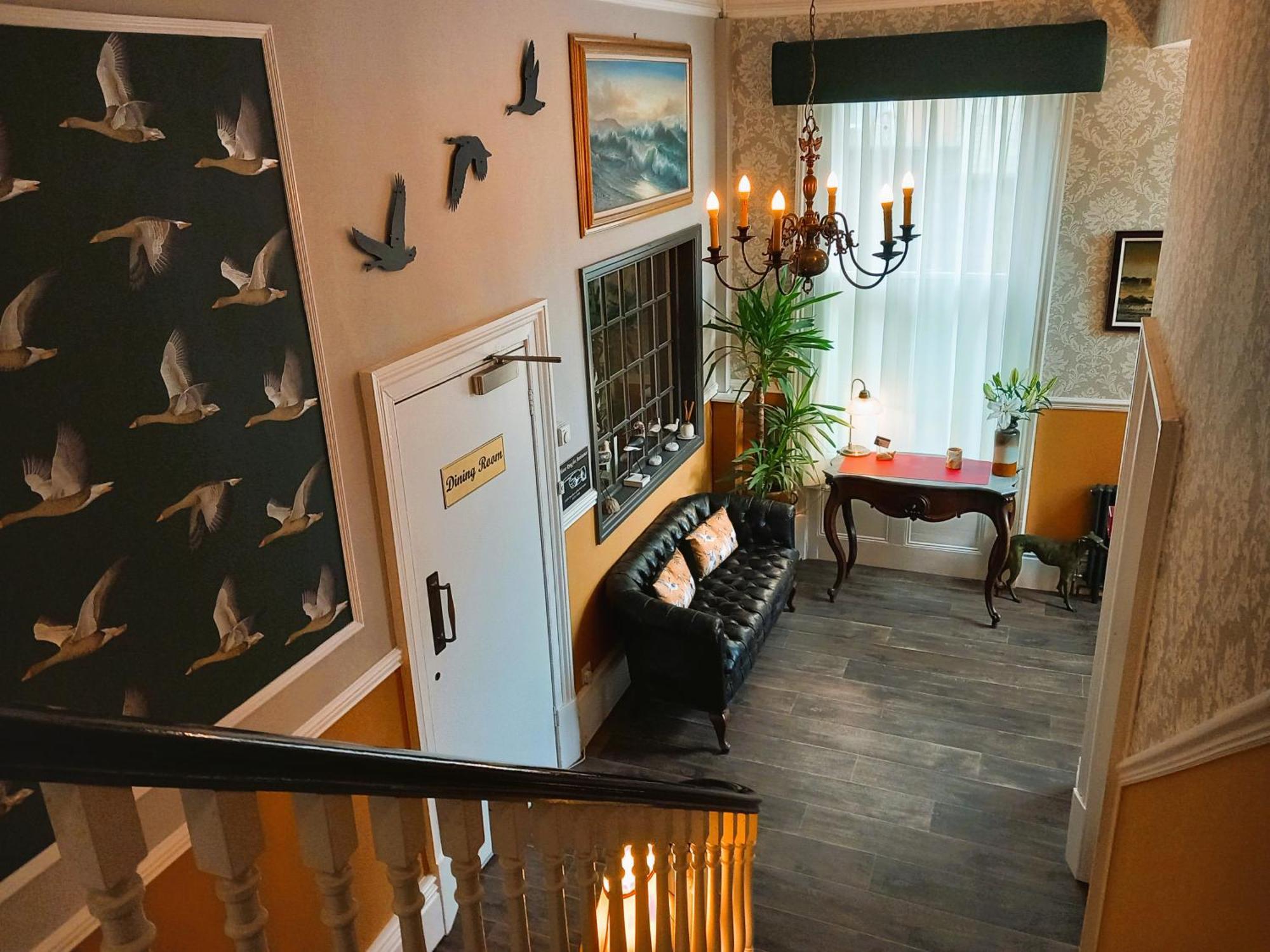 Ashburton House - B&B Скарбъро Екстериор снимка