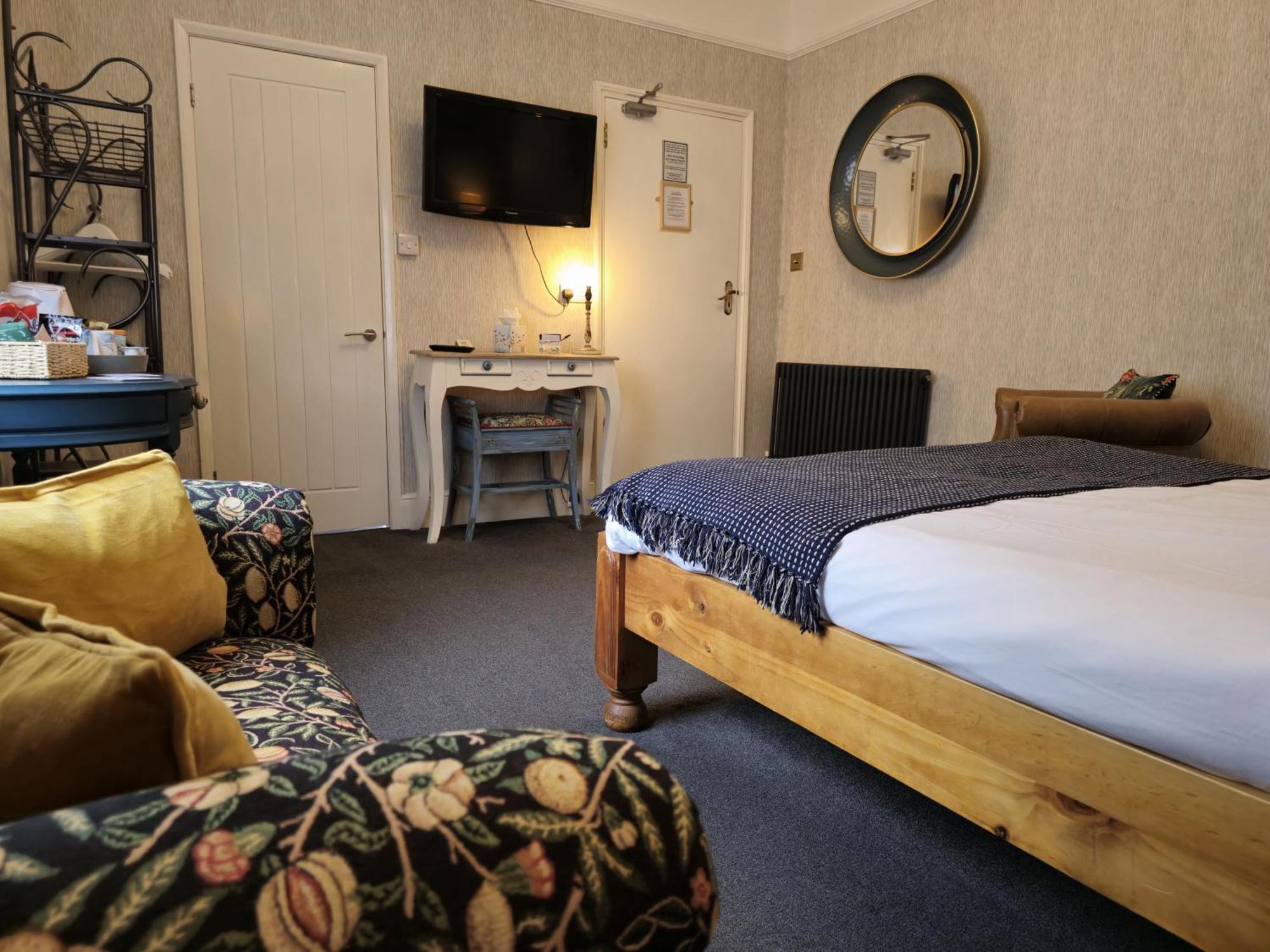 Ashburton House - B&B Скарбъро Екстериор снимка